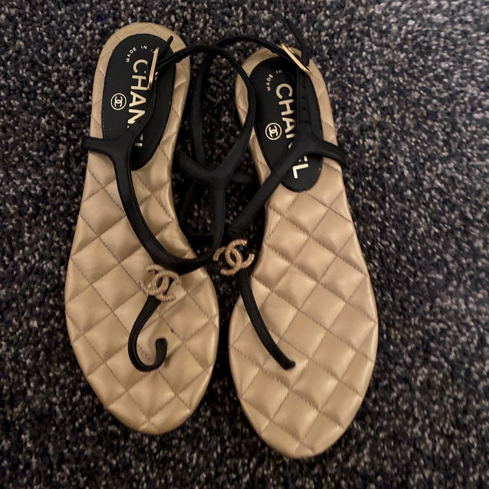Chanel sandals. Size 37